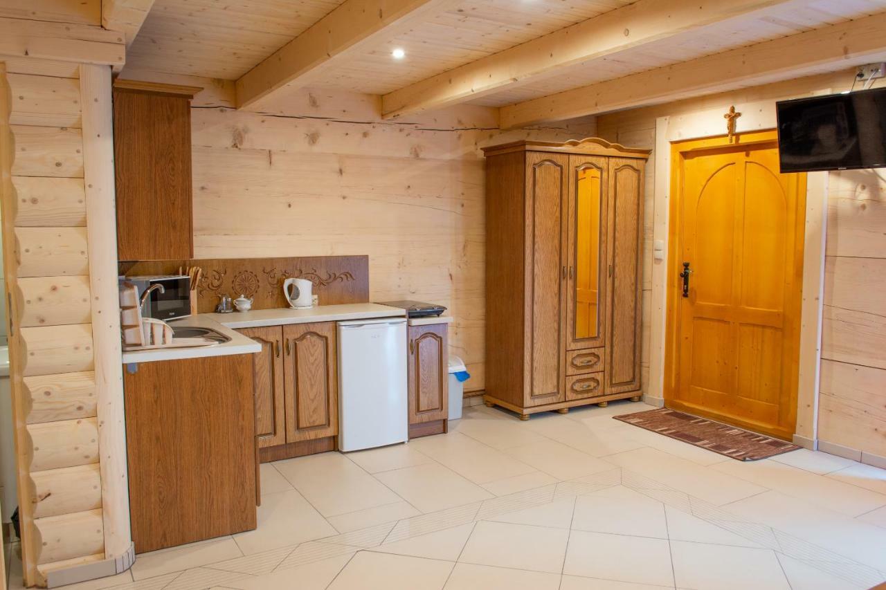 Bed and Breakfast Lesny Dwor Мужасихле Экстерьер фото